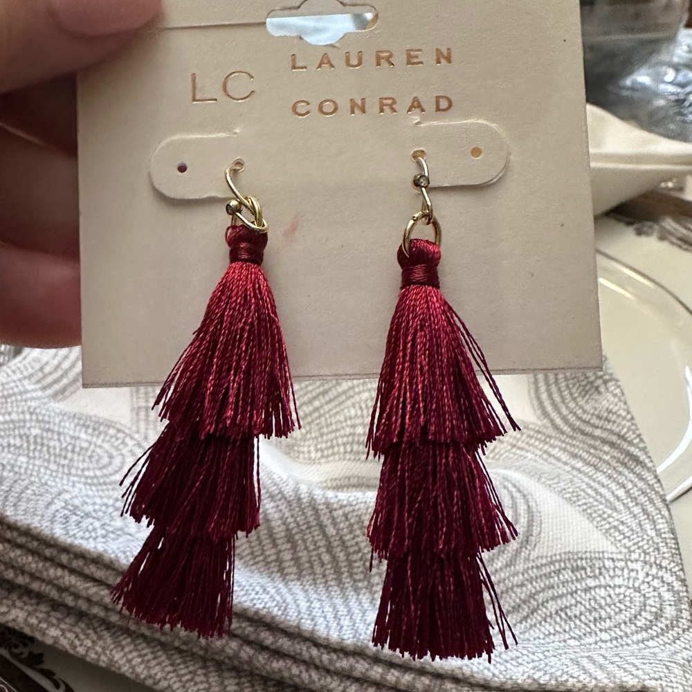 LC Lauren Conrad tiered tassel drop earrings‎ in a burgundy color NWT